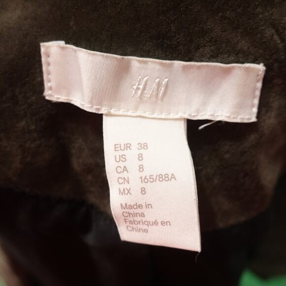 H&M SUEDE LEATHER BIKER STYLE HEAVY METAL JACKET WOMENS SIZE 8 - Picture 9 of 10